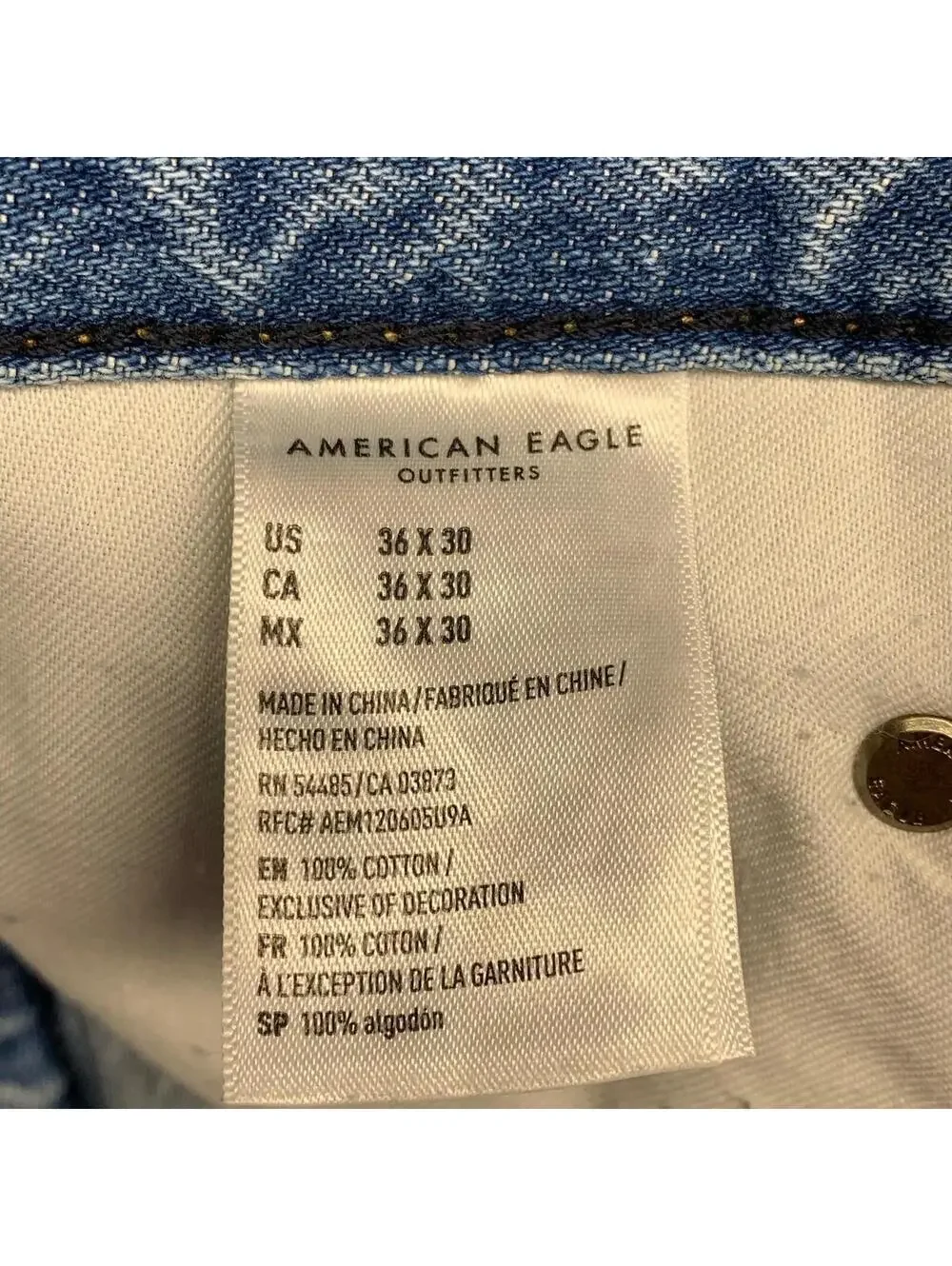 American Eagle Relaxed Slim Jeans Mens 36x30 Blue Distressed Ripped Straight Leg